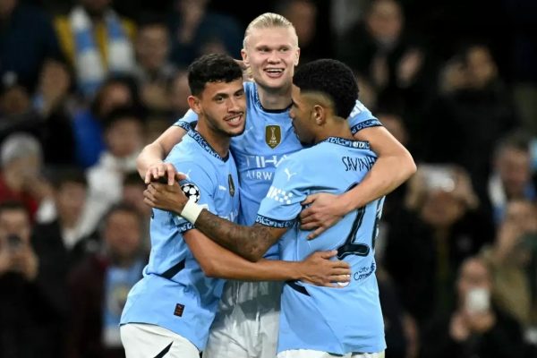 Con doblete de Haaland, Manchester City goleo al Sparta Praga