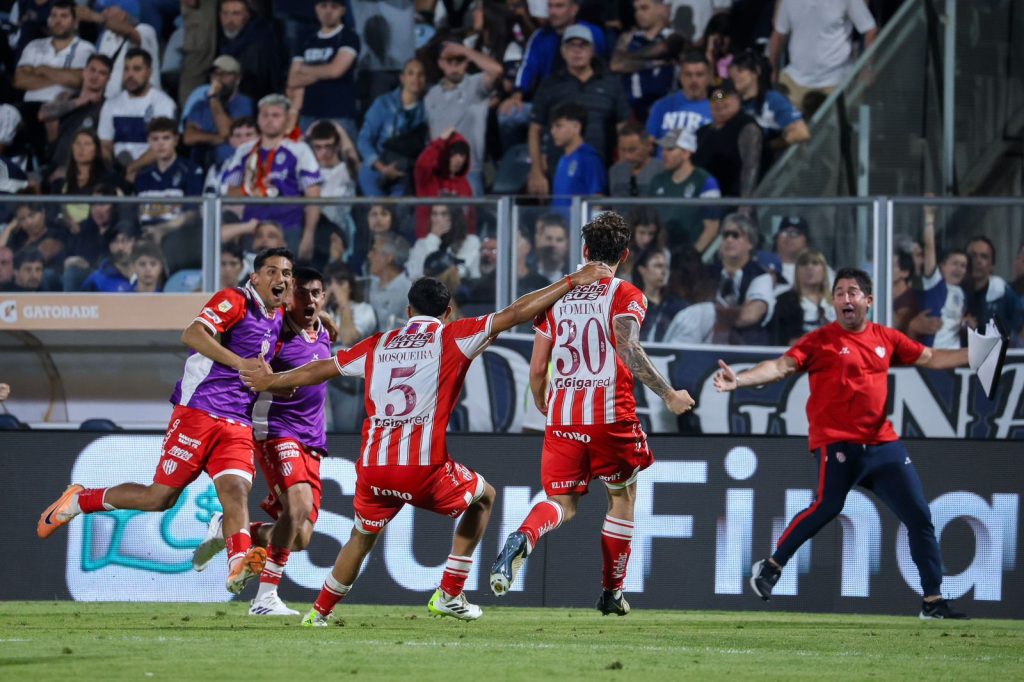 En un partidazo, Unión venció a Gimnasia y sueña en grande