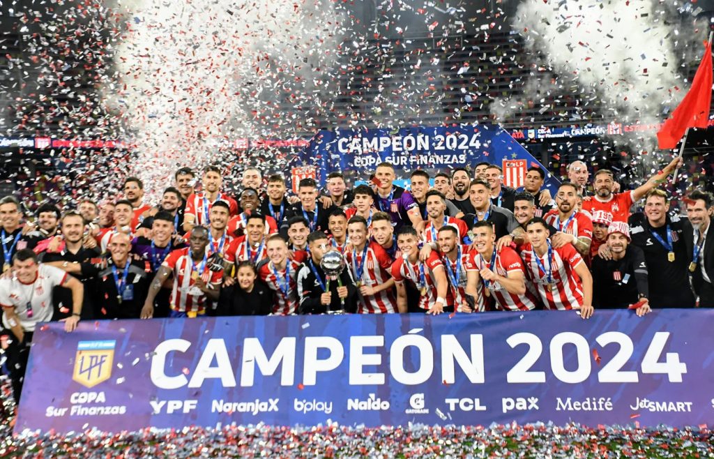 La Liga Profesional confirmó la fecha y sede del Trofeo de Campeones
