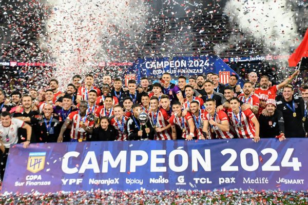 La Liga Profesional confirmó la fecha y sede del Trofeo de Campeones
