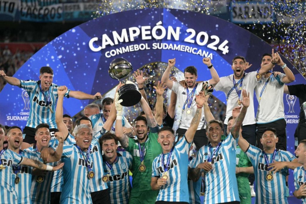 Juanfer Quintero luego del titulo de Racing: “Somos una familia”