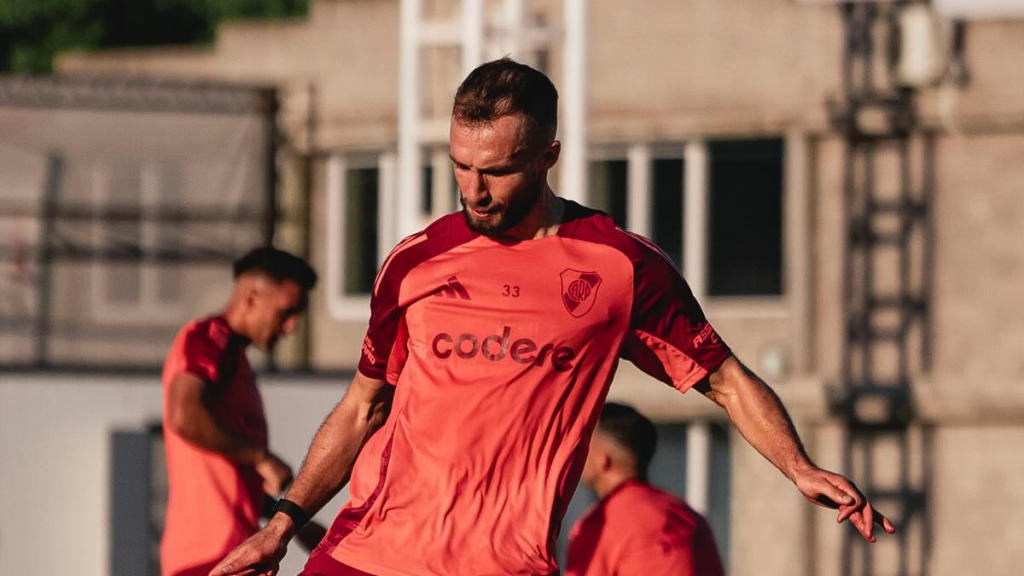 Gallardo apunta a recuperar a Pezzella para visitar a Independiente Rivadavia