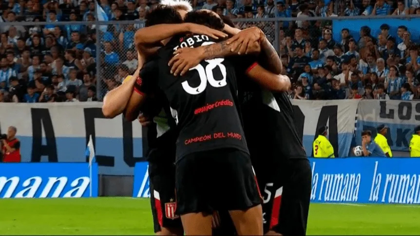 En el partido del campeonato, Racing perdió ante Estudiantes y se aleja del titulo