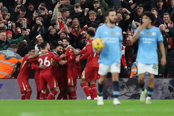 Liverpool derrotó al Manchester City y sigue imparable