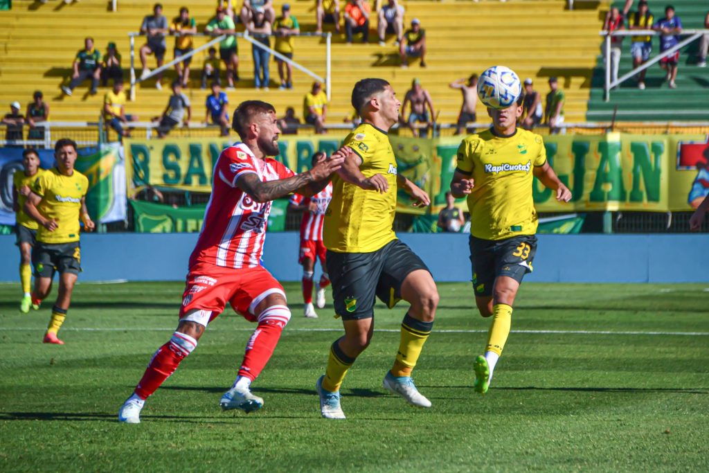 Defensa y Justicia empató ante Unión y se clasificó a la Sudamericana