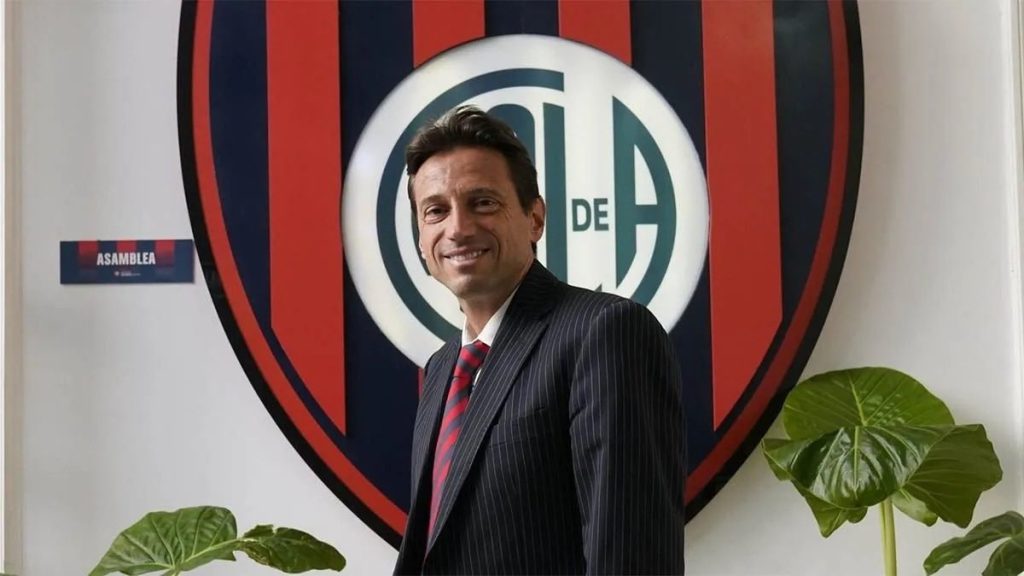 Pese a los rumores, Moretti no piensa tomarse licencia en San Lorenzo