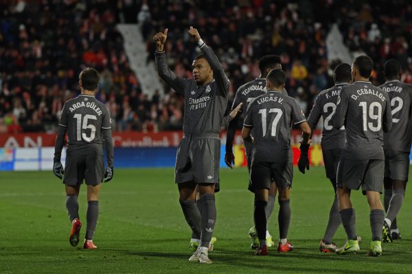 Real Madrid goleó al Girona y no le pierde pisada a Barcelona