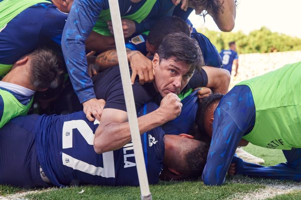 Sobre el final Talleres venció a Gimnasia, alcanzó a Vélez y el torneo se define en la última fecha
