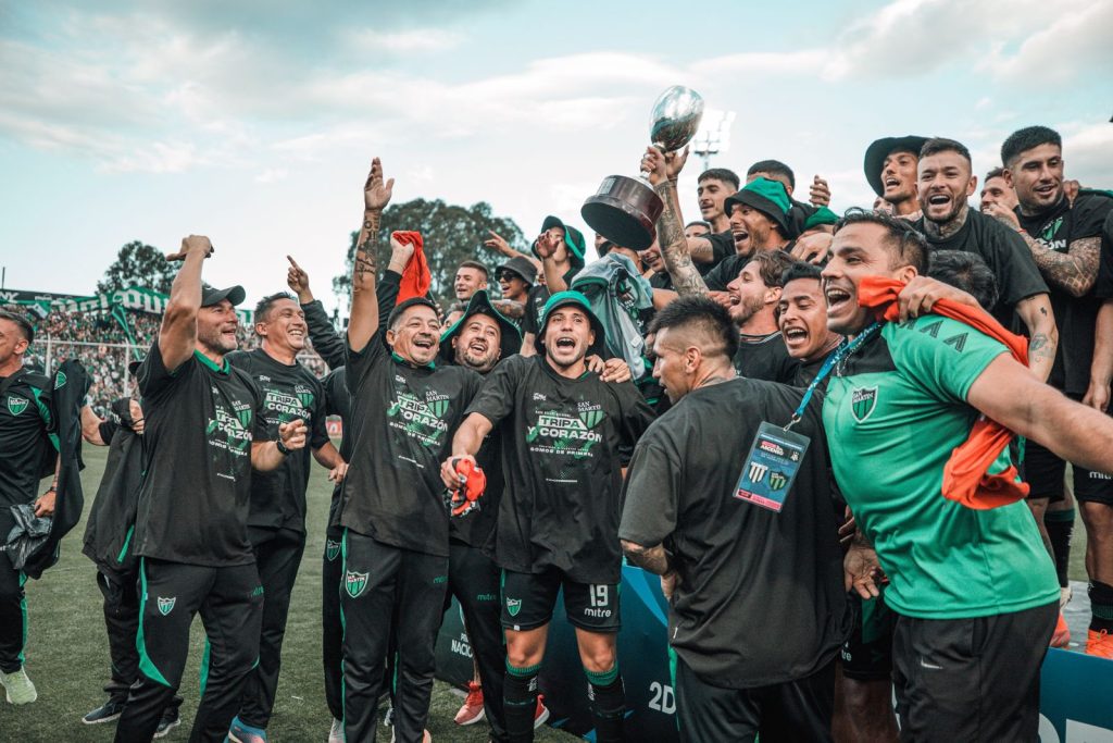 San Martín de San Juan derrotó a Gimnasia de Mendoza y es de Primera