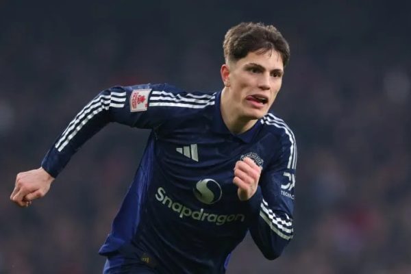 Chelsea va a fondo por Alejandro Garnacho