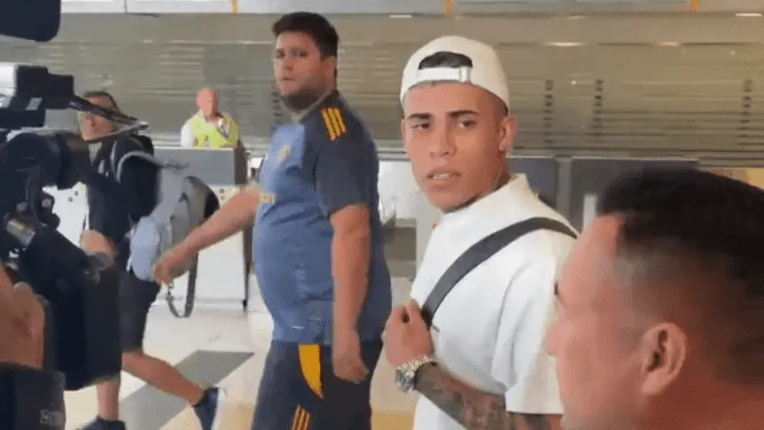Ayrton Costa llegó para sumarse a Boca: “Es un paso muy importante en mi carrera”
