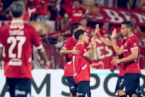 Independiente comienza una nueva ilusión ante Sarmiento