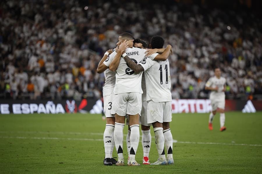Supercopa de España: Real Madrid goleó al Mallorca y ahora va por el Barcelona en la final