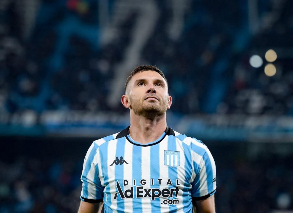 Racing busca retener a Roger y Maravilla Martínez