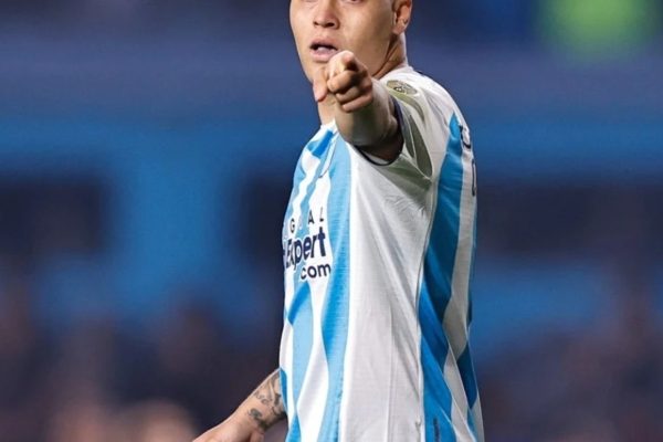Fin de la historia: Juanfer Quintero deja Racing