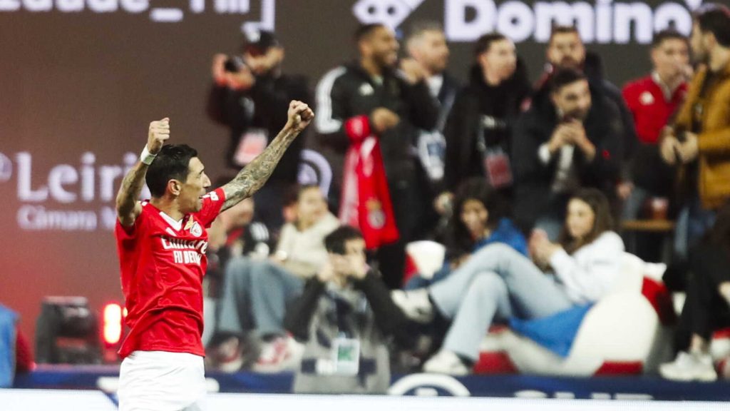 Con una gran actuación de Di María, Benfica goleó a Sporting Braga