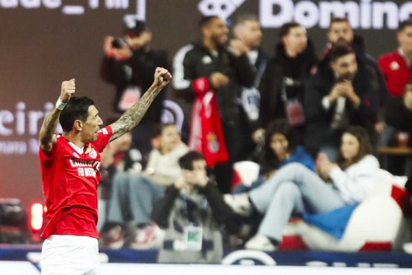 Con una gran actuación de Di María, Benfica goleó a Sporting Braga