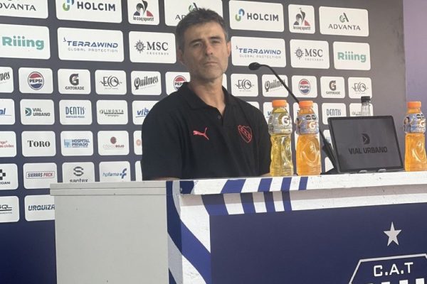 Vaccari: “Teníamos que conseguir los tres puntos de la manera que sea”