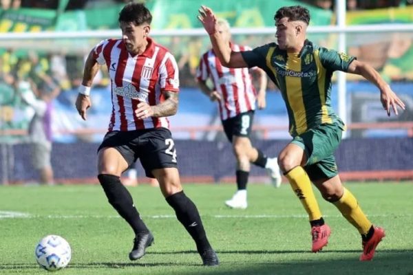 Aldosivi sumó su primer punto en el torneo contra Estudiantes
