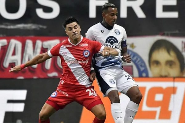 Argentinos igualo ante Independiente Rivadavia y no pudo recuperar la cima