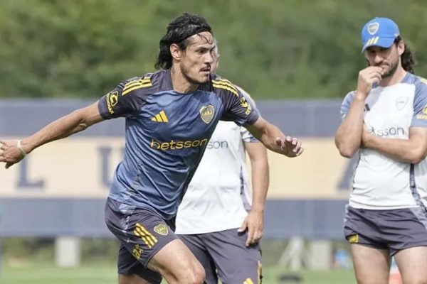 Con Cavani a la par, Boca entrenó pensando en Alianza Lima