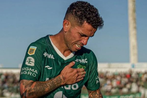 Sarmiento amargo la despedida de Fabbiani y venció a Riestra