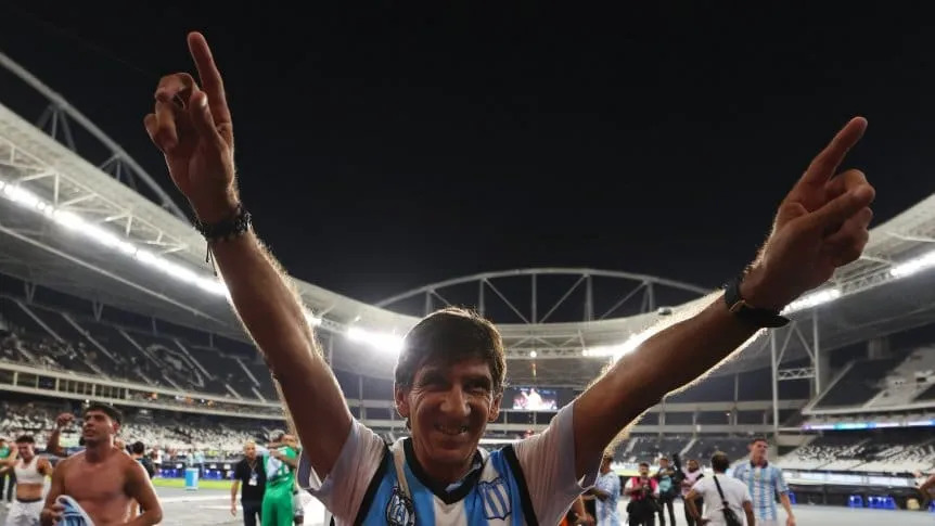 Costas tras la obtención de la Recopa: “Hay que ir por la Libertadores”