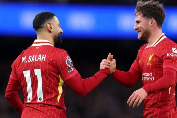 Liverpool le dio un nuevo golpe al Manchester City y se encamina al titulo