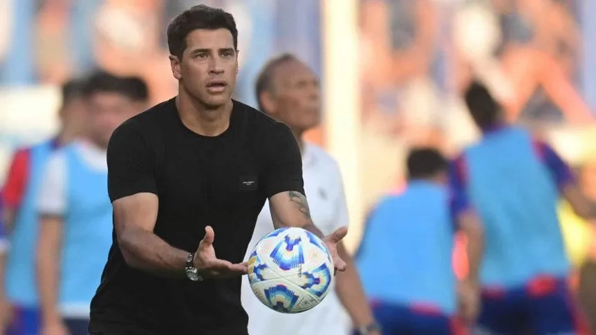 Sebastián Domínguez: “Este equipo dejó de ser el campeón hace rato”