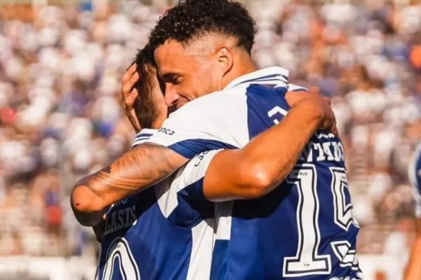 Gimnasia derrotó a San Martin de San Juan y sigue en levantada