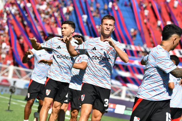 River quiere volver a la victoria ante el entonado Independiente