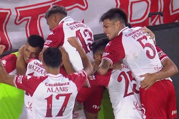 Huracán sufrió, pero finalmente terminó con una alegría ante Unión