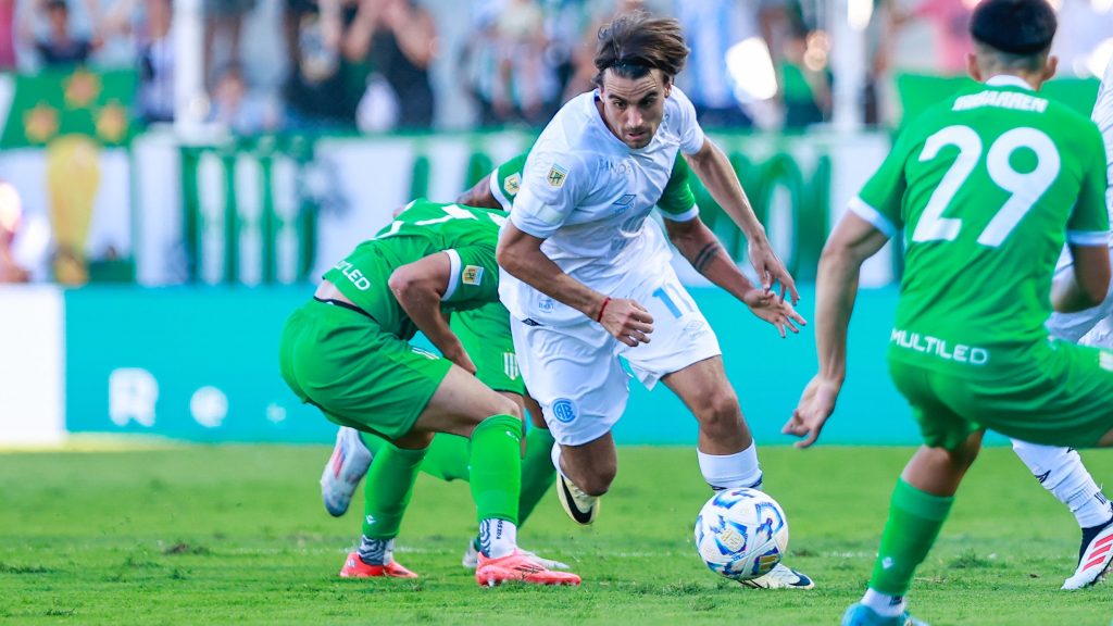 Sobre el final, Belgrano amargo a Banfield y rescató un punto