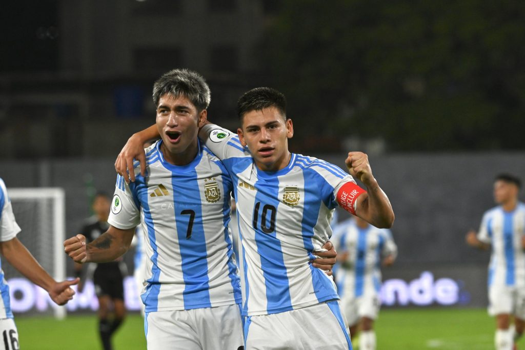 Argentina derrotó a Uruguay y quedó a un paso del Mundial sub 20