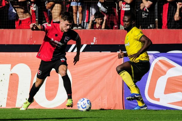 Defensa y Justicia ganó sobre el final y le dio otro golpe a Newell`s