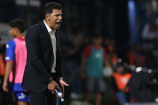 En un partido clave para Domínguez, Vélez recibe a Godoy Cruz