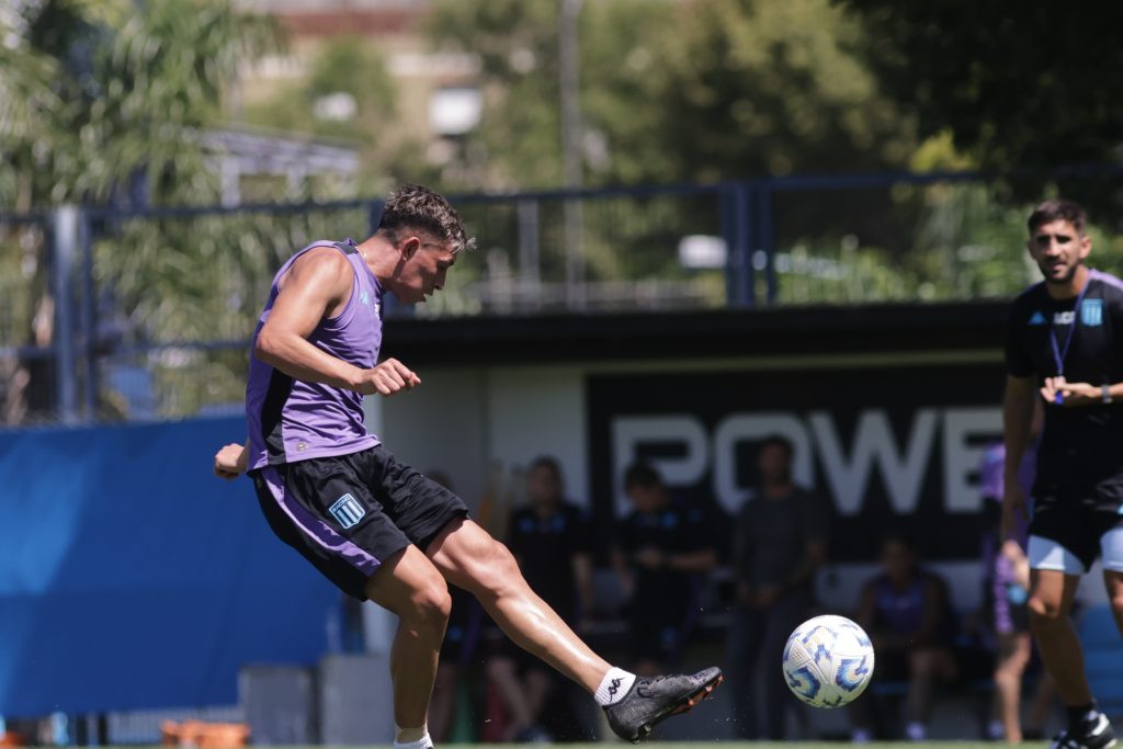 Racing entre el partido ante Argentinos y la ida frente a Botafogo