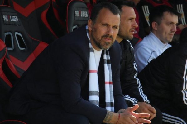 Riestra despidió a Fabbiani, que será el nuevo DT de Newell`s