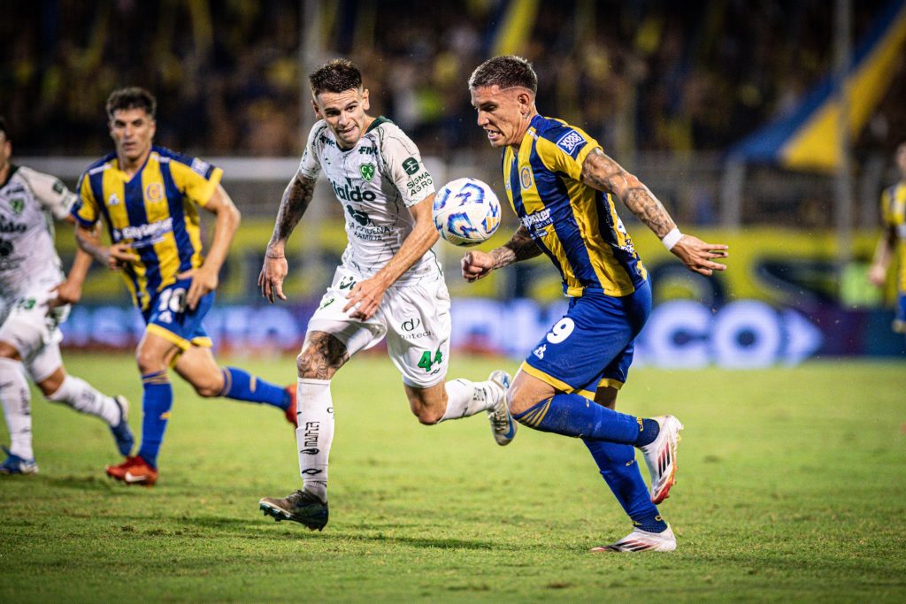 Rosario Central derrotó a Sarmiento y es único puntero de la Zona B