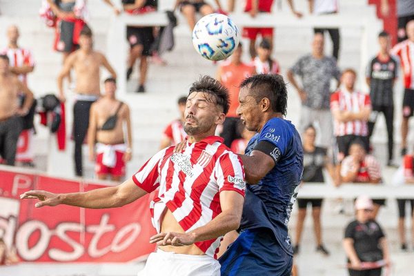 Con sufrimiento, Estudiantes venció a Sarmiento de La Banda y sigue en la Copa Argentina