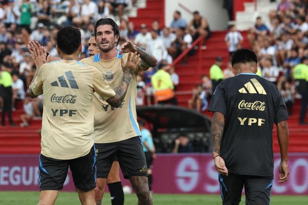 De Paul aseguró que está a disposición para jugar ante Brasil