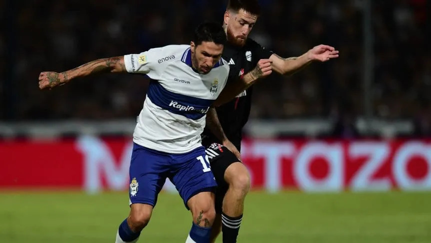 Sobre el final Gimnasia amargo a Riestra y rescató un punto
