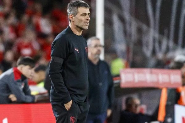 Vaccari recupera dos soldados para recibir a Racing