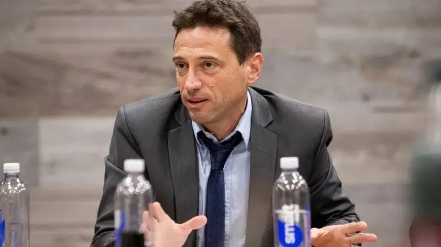 Tras el embargo de Piatti, Moretti rompió el silencio