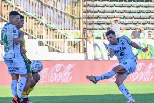 En un partidazo, Aldosivi y Sarmiento quedaron a mano