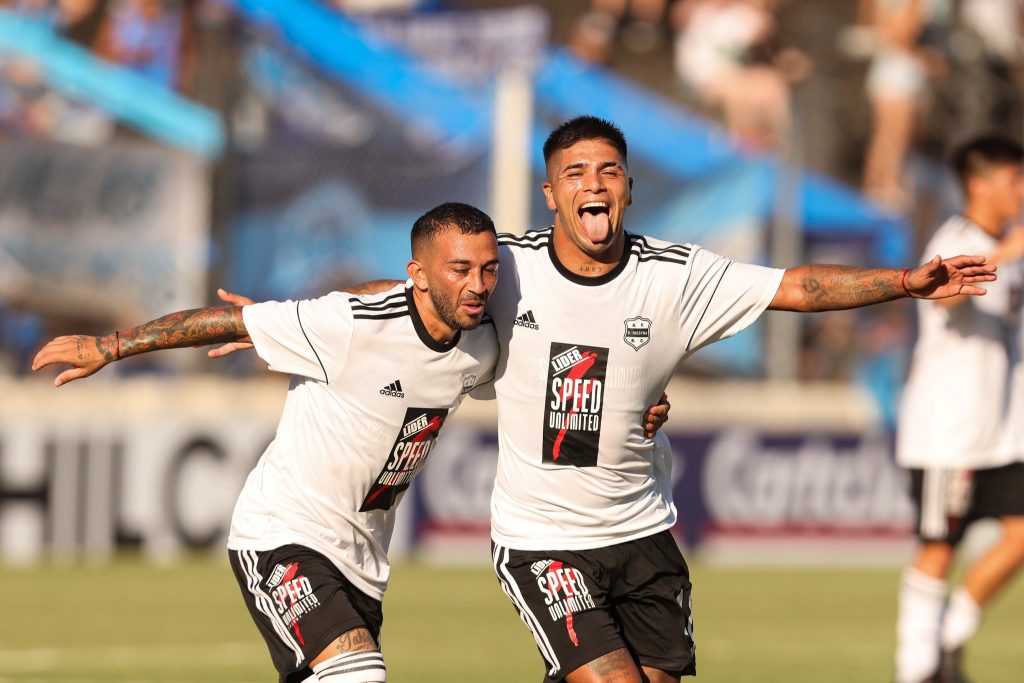 En un partidazo, Riestra eliminó a San Telmo en los penales