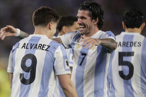 Argentina se clasificó al Mundial con una goleada ante Brasil