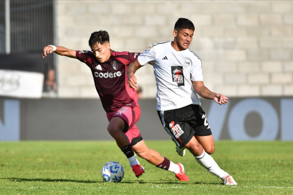 RIVER NO PUDO ROMPER EL CERO FRENTE A DEPORTIVO RIESTRA