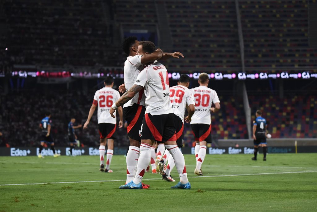 Copa Argentina: River no tuvo problemas y venció a Ciudad Bolívar