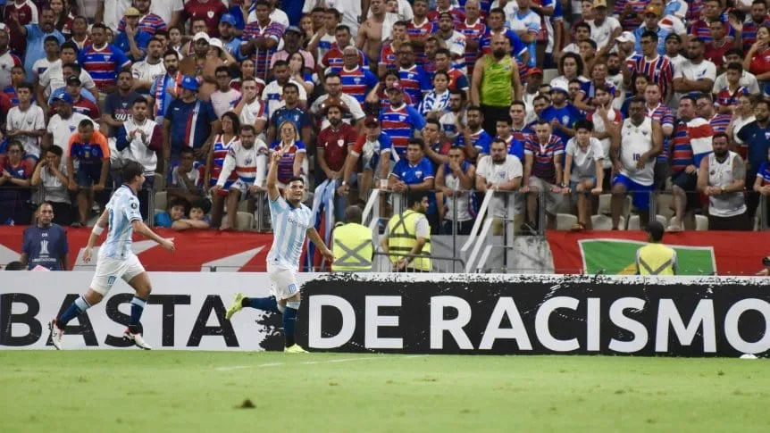 Racing ganó, gusto y goleó ante Fortaleza en su estreno copero